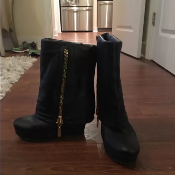 Steven Madden Black Brix Wedge Boots Size 8.5