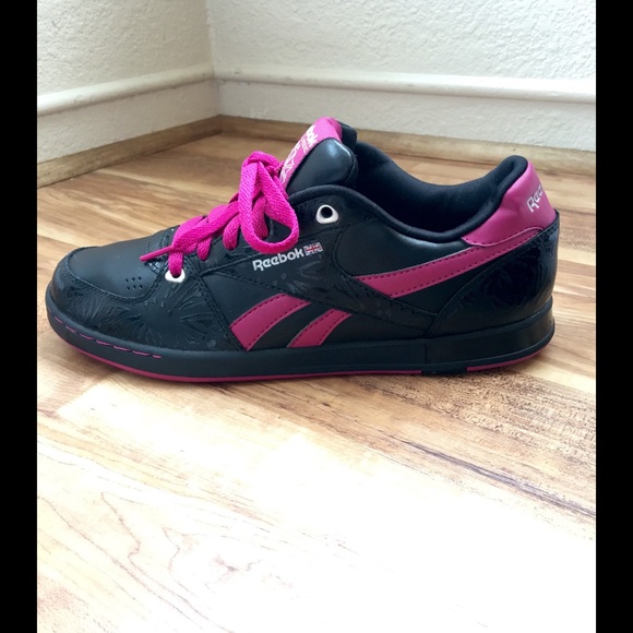 Reebok Shoes - Reebok shoes(Reserved) On HOLD!