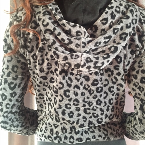 Macy's Fitness Wear - Picture 4 of 4