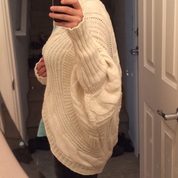 Cream loose batwing cardigan - Picture 4 of 4