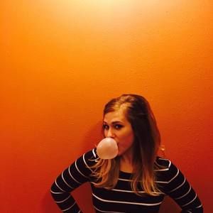 Meet your Posher, Ellen