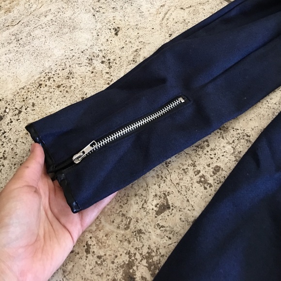 Navy/black stylish wrap around coat/cape - Picture 7 of 8