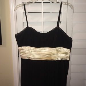 Women's pleated dress