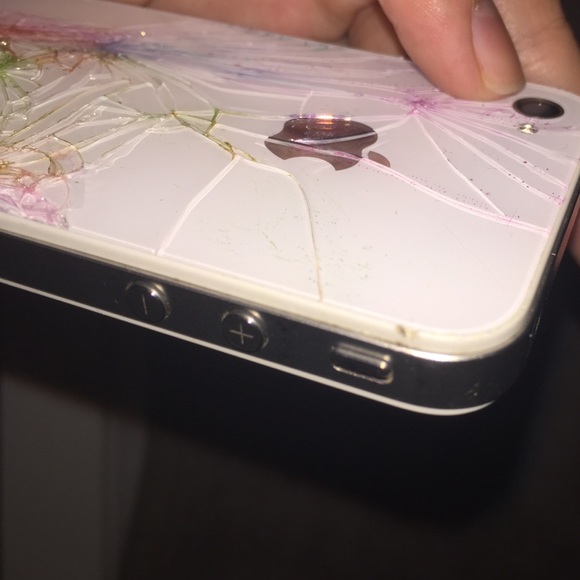 iPhone 4 - Picture 3 of 4