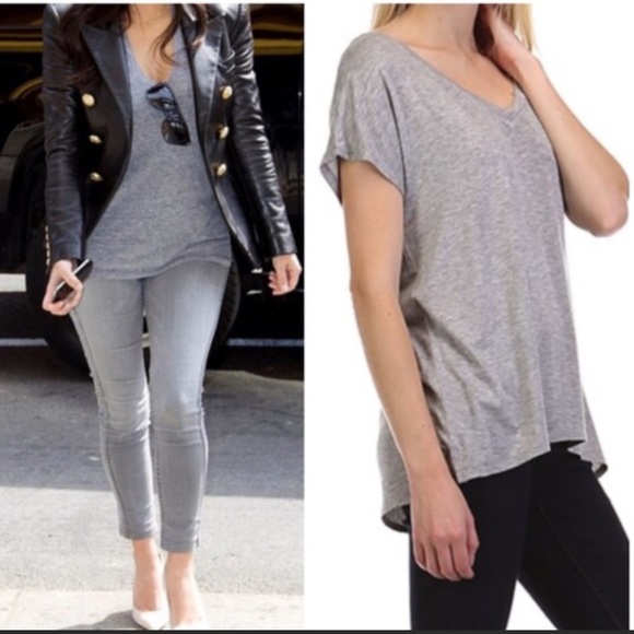 ✨LAST ONE ✨Oversized V neck T - Picture 3 of 4