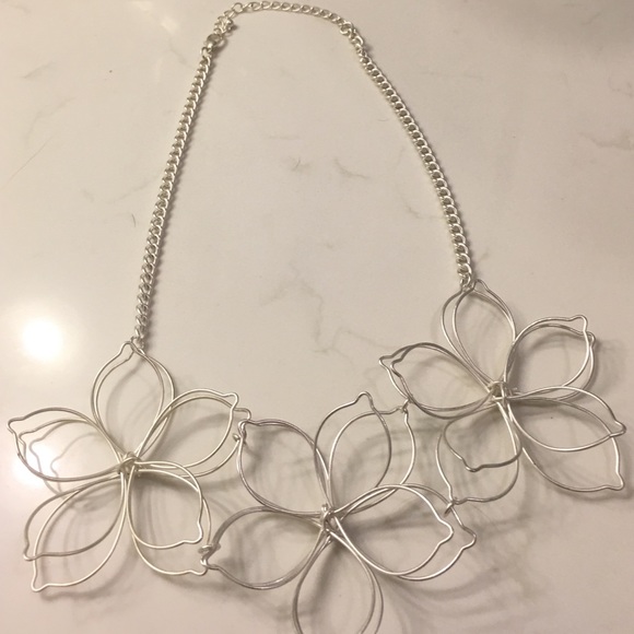 Flower statement necklace