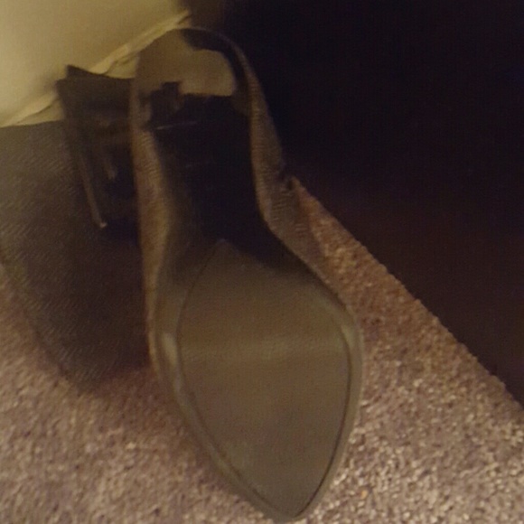 Boots - Picture 3 of 3