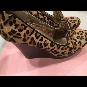 Seychelles leopard wedge
