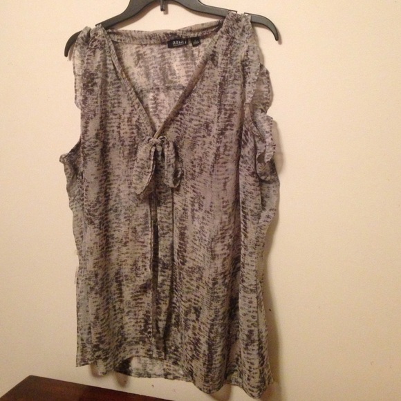 Blouse - Picture 1 of 1