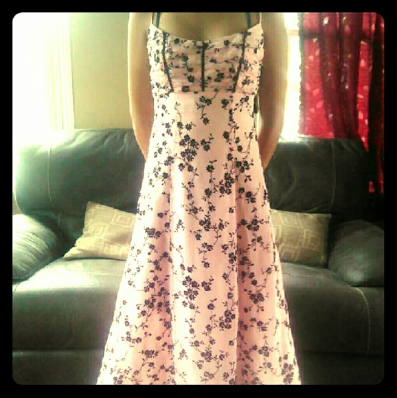 Beautiful pink and black prom long gown!