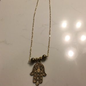 Pendant hand necklace