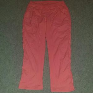 LULULEMON street to studio crops