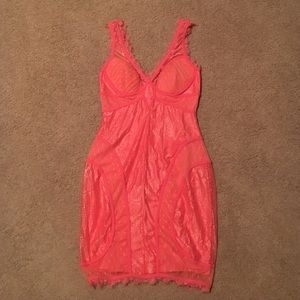 Bebe lace coral dress