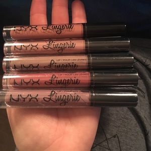 NYX LINGERIE LIQUID LIPSTICKS