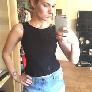 Black lace sleeveless crop