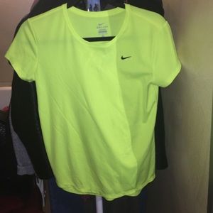 Neon Nike Dry fit short sleeve