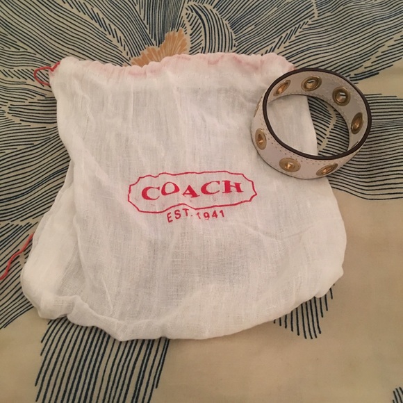 Leather bracket