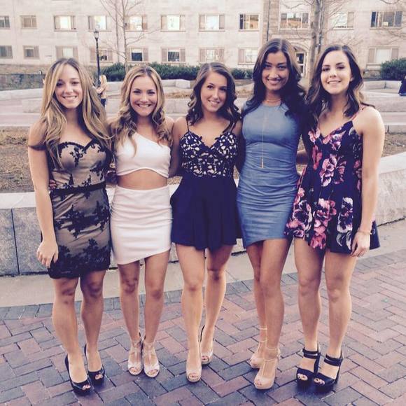 Meet your Posher, Christina - Picture 1 of 1