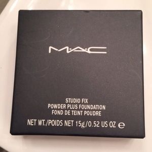 MAC Studio Fix Powder-NC 42