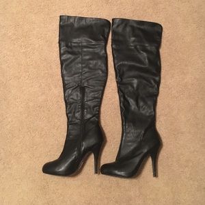 Shoe dazzle over-the-knee boots