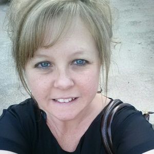 Meet your Posher, Brenda