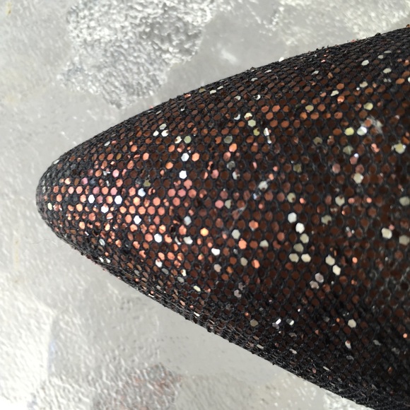 Classic Pretty Pumps Sparkle Plenty!!  Size 7 1/2.