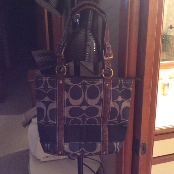 Not authentic  coach purse