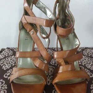 Guess Tan 3 1/2 inch Heels