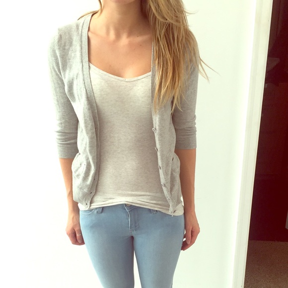 Aerie light gray fitted cardigan, quarter length!