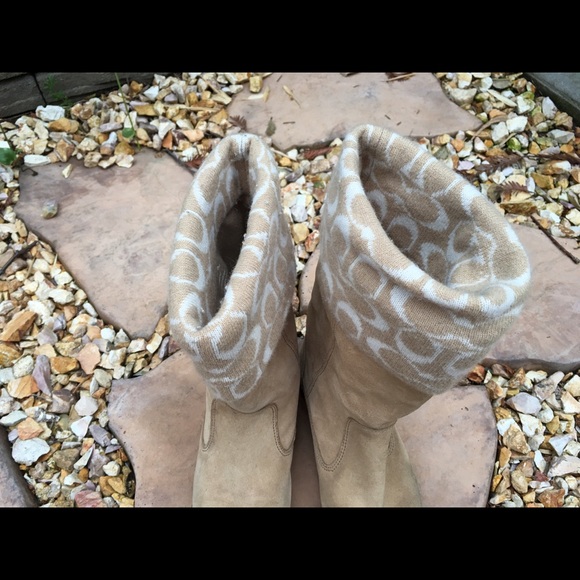 Coach Tatum Boots - Picture 3 of 4