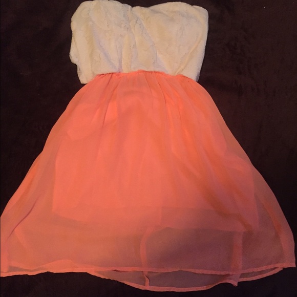 Orange and White Openback Bow dress 🎀