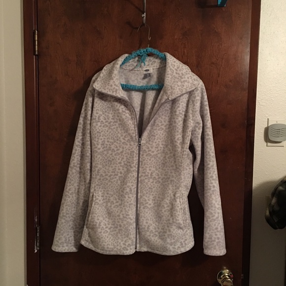 Old navy leopard print performance fleece zip up - Picture 1 of 4