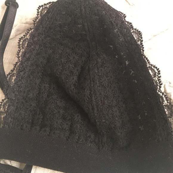 SOLD! Brandy Melville Bralette - Picture 3 of 4