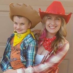 Meet your Posher, Fallon