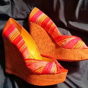 *NINE WEST* Chill Pill Multi Peep-Toe Wedges