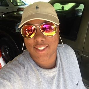 Meet your Posher, Tarrah