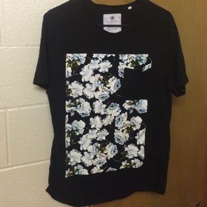 Floral tee
