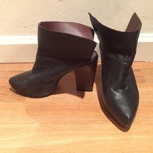 BRAND NEW Jeffrey Campbell The WingMan Shoe Size 6