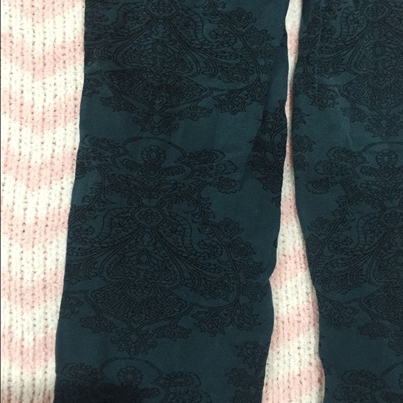 Blue stocking - Picture 2 of 3