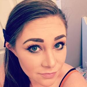 Meet your Posher, Caryn