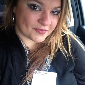 Meet your Posher, April