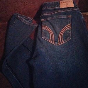 Hollister Hi-Waisted skinny Jean