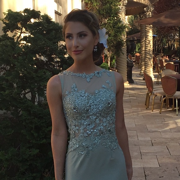 Gorgeous custom made evening gown! - Picture 3 of 3