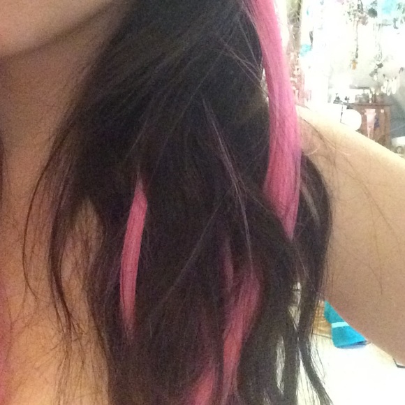 Pink Fake Hair - Picture 4 of 4