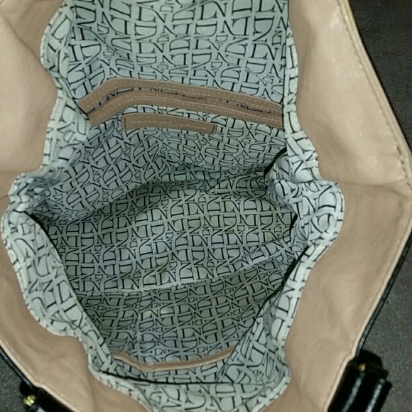 KEEPING Danielle Nicole Bag taupe & black - Picture 4 of 4