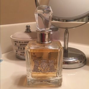 Juicy Couture Eau De Parfum Spray