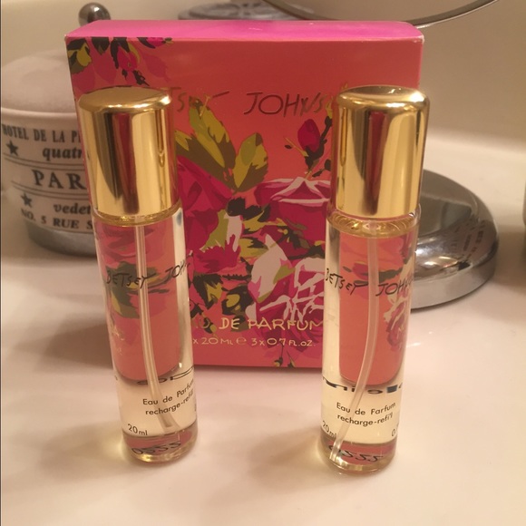 2 Betsey Johnson Eau De Parfum