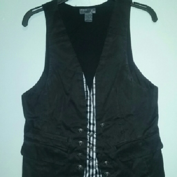 Fashionable Vest with studs