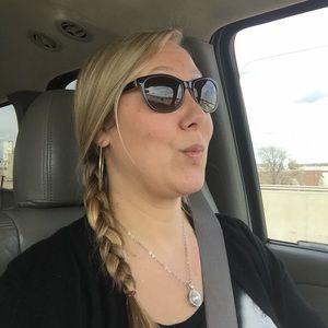 Meet your Posher, Erin