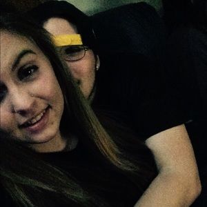 Meet your Posher, Casey